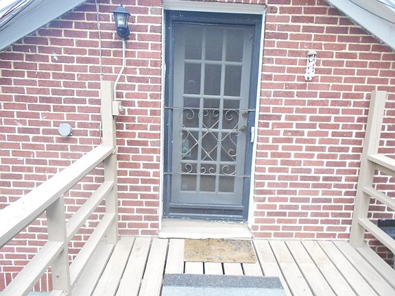 3rd image of 102 S Aycock St APT B