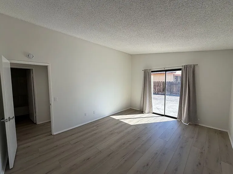 28244 Encanto Dr — Photo 12