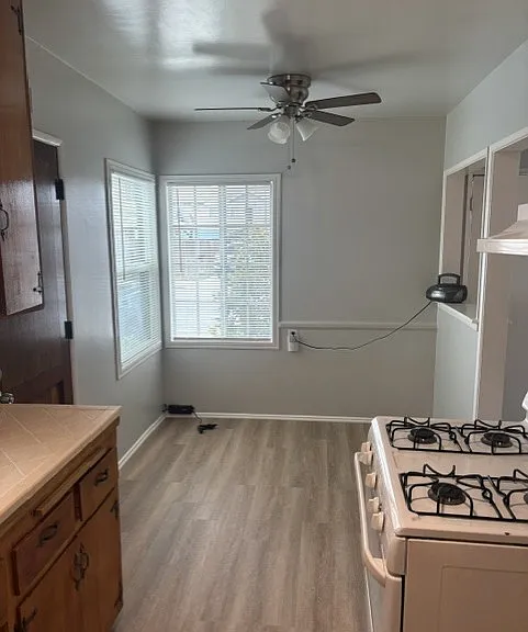 16713 Ardmore Ave #16713 — Photo 9