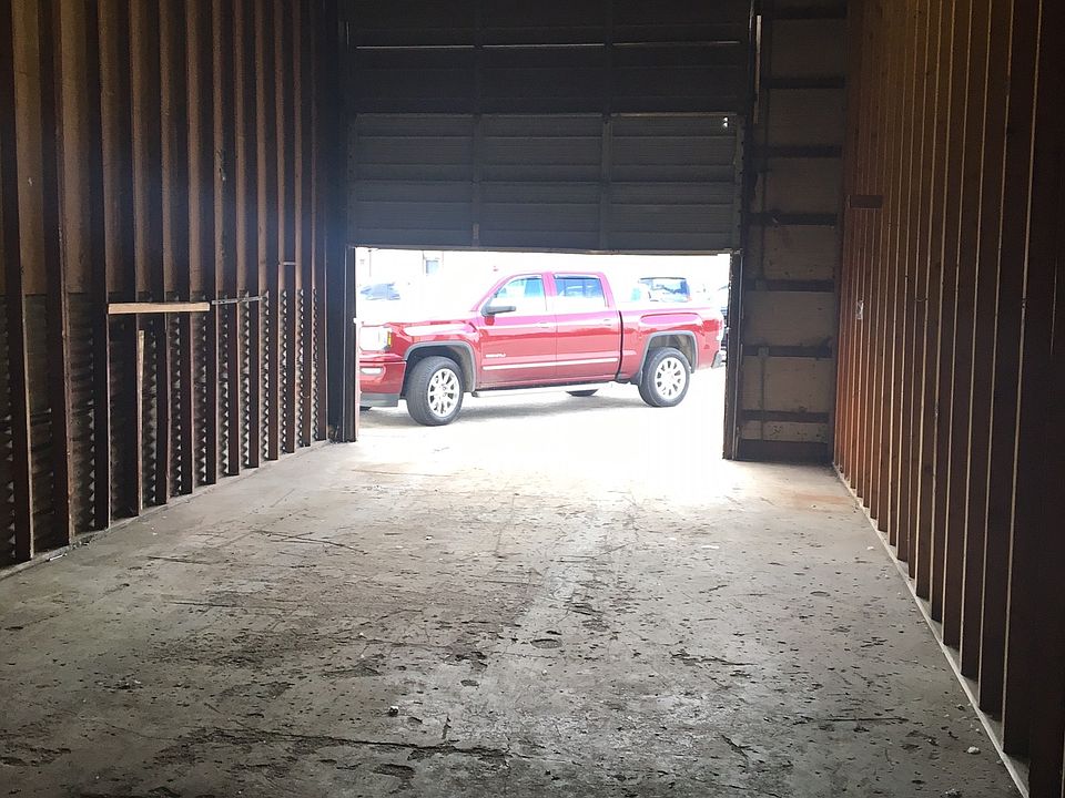 2nd image of 501 E Main St #3