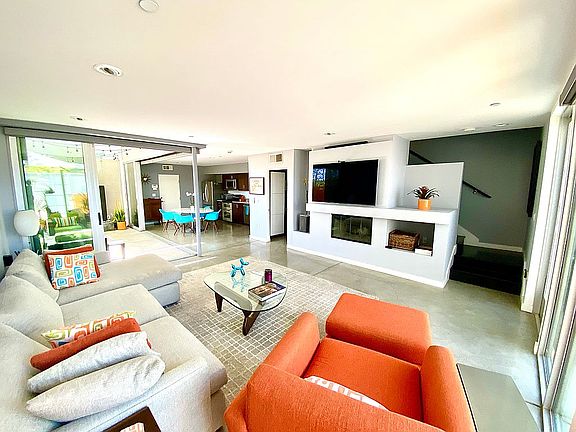 3rd image of 4280 Perlita Ave