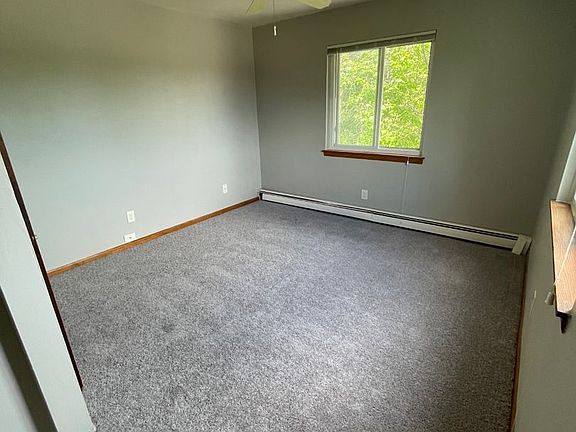 5th image of 700 E North St #8