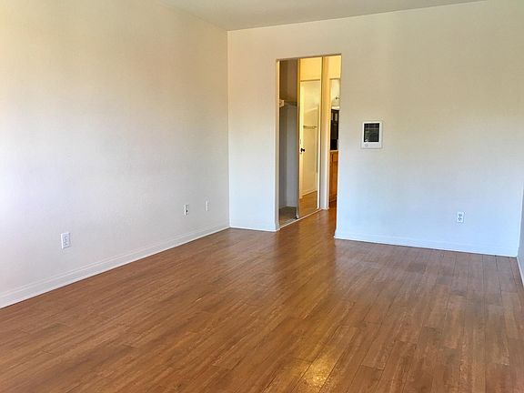 2nd image of 2360 Paseo De Laura APT 36