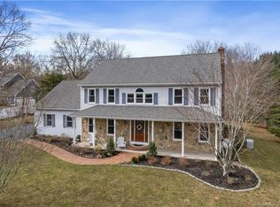 42 Cardinal Rd, East Lyme, CT 06333
