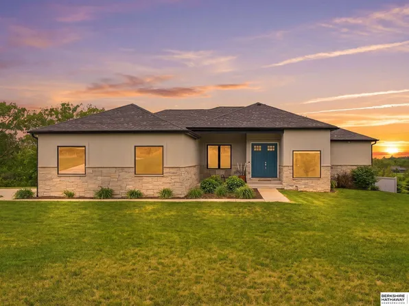 15933 S 60th St, Roca, NE 68430