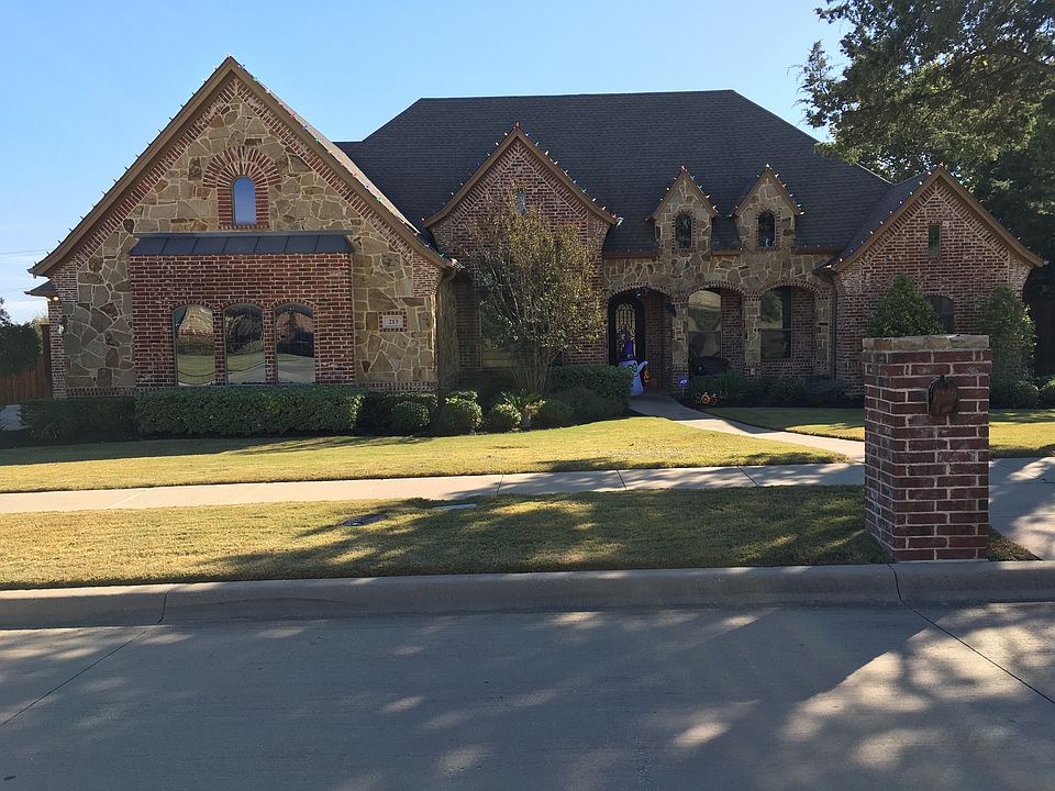 1st image of 213 Williamsburg Ln