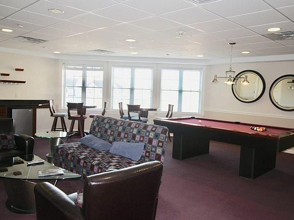 4th image of 6 Woodman Way Unit 210