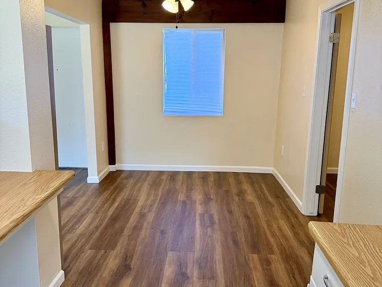 2515 N Franklin Ave #A — Photo 13