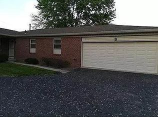 814 Linworth Rd E, Columbus, OH 43235