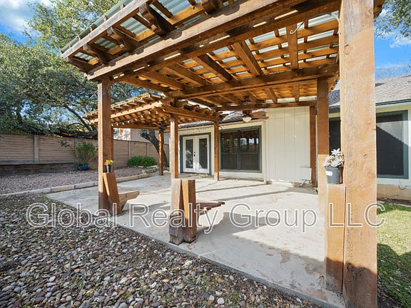 2nd image of 1936 Creek Holw