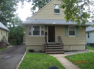 533 Drake Ave, Roselle, NJ 07203