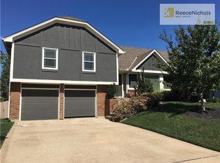 12316 W 74th Ter, Shawnee, KS 66216