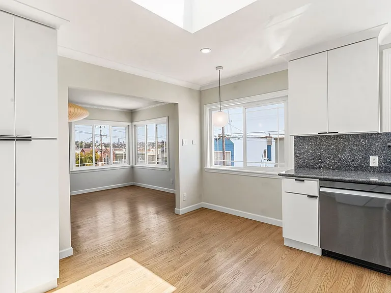 290 Holyoke St — Photo 24