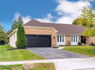 1896 Fontenay Ct, Columbus, OH 43235