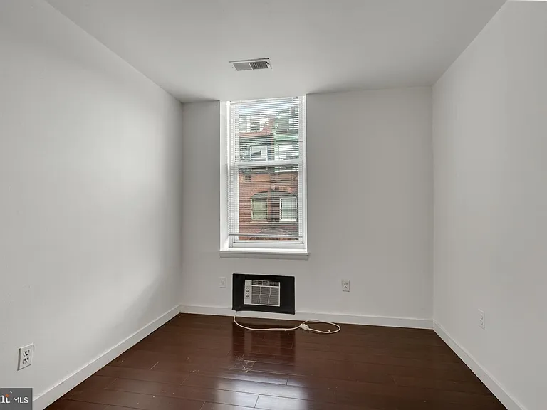 2137 Spruce St #4 — Photo 10