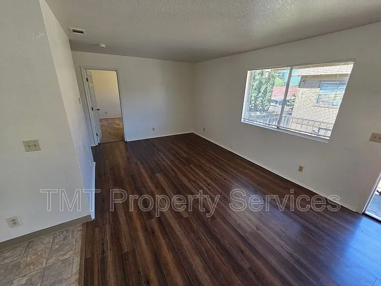 228 McFarland St #6 — Photo 10