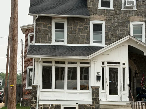 327 Race St, Perkasie, PA 18944