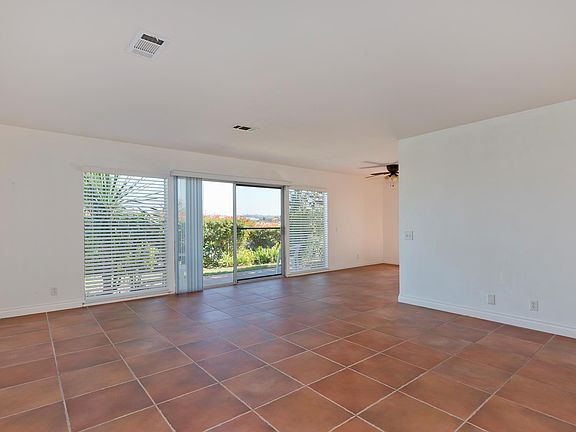 4th image of 3808 Vista Campana S Unit 27