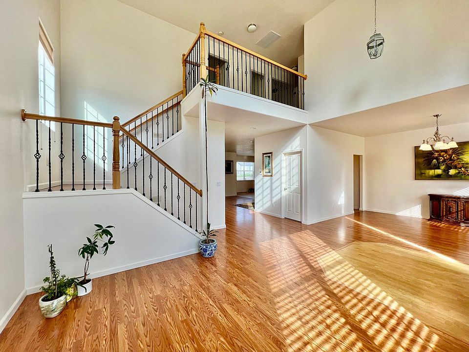 1st image of 4434 SE Topaz Dr
