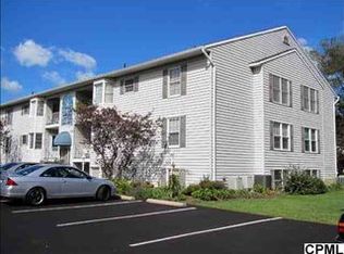 130 W Portland St APT 10, Mechanicsburg, PA 17055