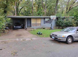 15 Ardmore Dr, Little Rock, AR 72209