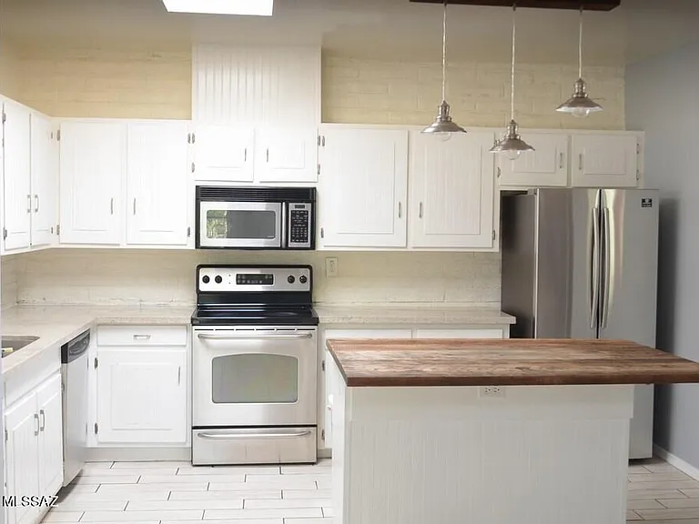 9159 E Broadway Blvd — Photo 5