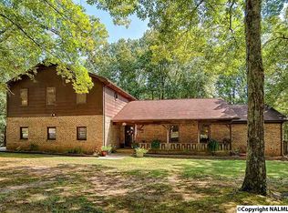 2700 Box Canyon Rd SE, Huntsville, AL 35803