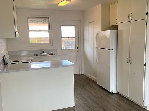 4th image of 58 Kukui St #8
