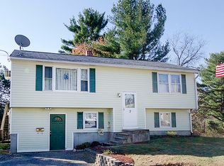7 Florence St, Derry, NH 03038