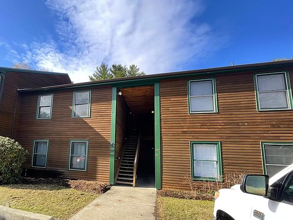 2nd image of 25 Baycrest Drive #604