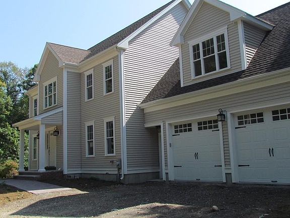 3rd image of 12 Settlers Dr