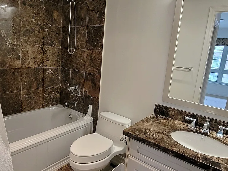 21 Burkebrook Pl #338 — Photo 6