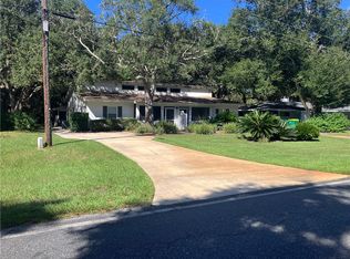 854 N Beachview Dr APT A, Jekyll Island, GA 31527