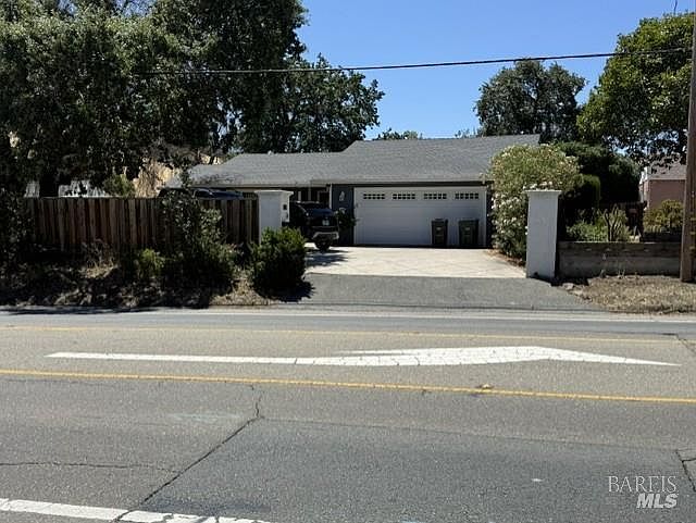 2nd image of 240 Buchanan Road