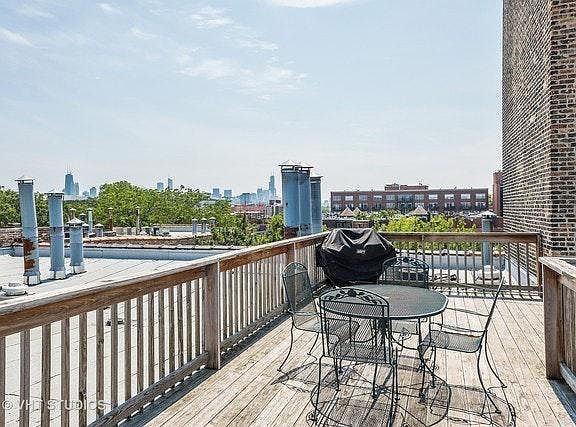 3rd image of 2510 N Wayne Ave APT 309