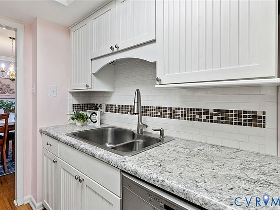 4th image of 2956 Hathaway Rd APT 903