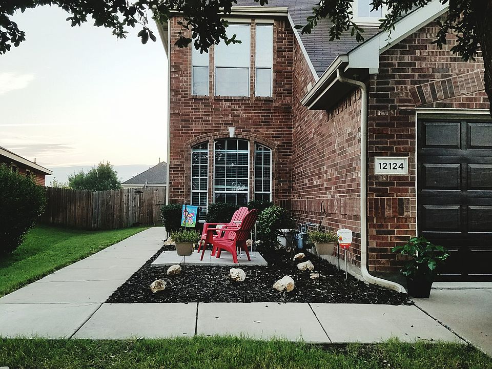1st image of 12124 Thicket Bend Dr