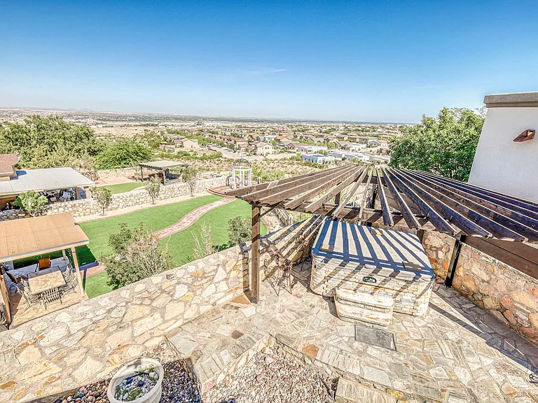 1627 Brillo Del Sol #C-T — Photo 68