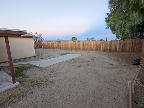 2nd image of 2037 Yosemite Ct