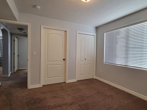 2nd image of 1261 W Dallin Dr