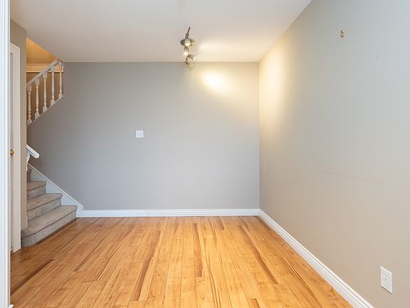 3rd image of 4658 223a St