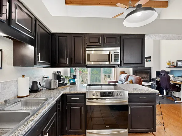 9222 Church Rd APT 114, Dallas, TX 75231