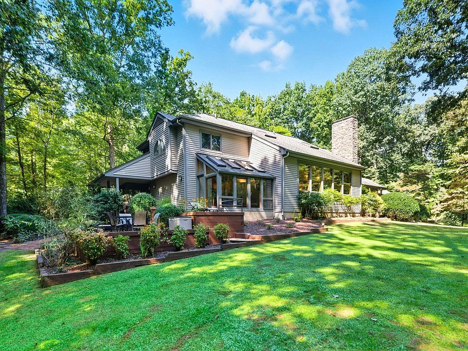 1st image of 2227 Graystone Ln