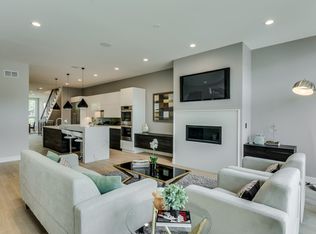 2123 W Erie St #1, Chicago, IL 60612