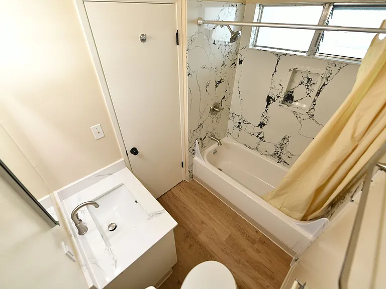 2418 Dwight Way — Photo 13