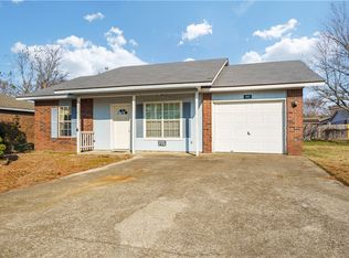 602 Wanda St, Centerton, AR 72719