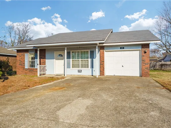 602 Wanda St, Centerton, AR 72719