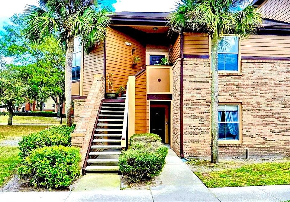 1st image of 498 N Pin Oak 100 Pl