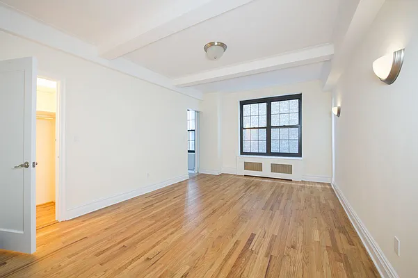 Rented by Balen Real Estate, LLC | media 4