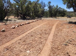 30673 W Echo Cir, Seligman, AZ 86337